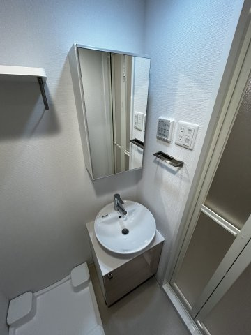 【洗面所】CionKOBEWEST（シオンコウベウエスト）