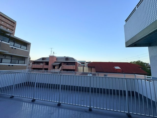 クレフ本山の外観