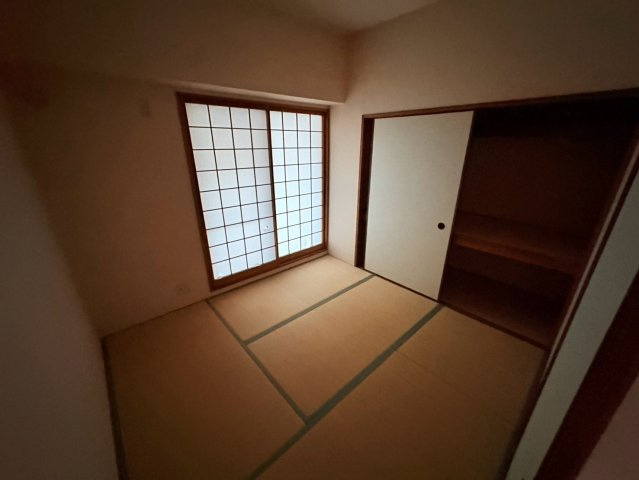 クレフ本山の和室