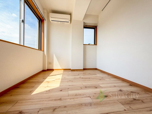 アイディ西馬込の洋室|採光、通風が心地よいお部屋です。お子様部屋にも、お父さんの書斎にも、どんな目的でも心地よくお使いいただけるようなデザインになっています♪お子様の成長に合わせて部屋割を変えたりしてもいいですね。
