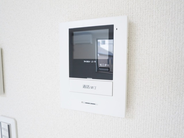フローラ東小岩のセキュリティ|安心のＴＶモニーター付きインターホン！！