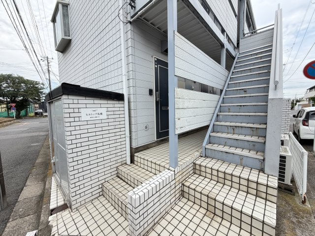 ヒルトップ馬橋のエントランス