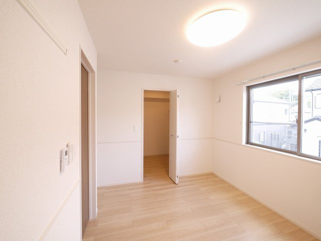 プラシード（大和郡山市）の洋室|広々とした洋室です