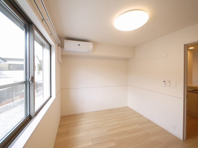 プラシード（大和郡山市）の洋室
