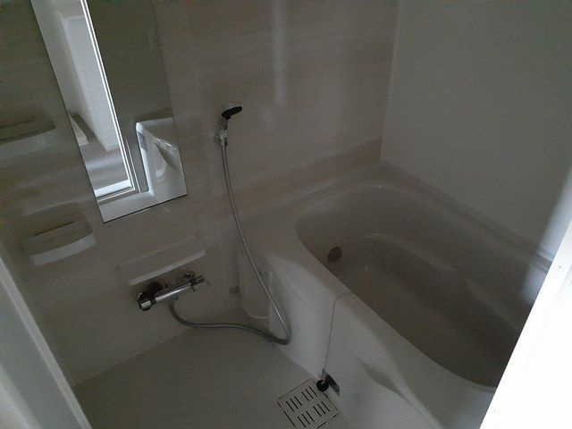 シャイニングの浴室