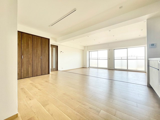 【その他】 | 蛍池スカイハイツ | 現在ご返済中のカーローン・カードローン・教育ローンなどを住宅ローンに一本化したり、家具家電購入費用・引越し費用を住宅ローンと組み合わせるなど、お客さまにメリットの多い住宅ローンのご提案が可能です。