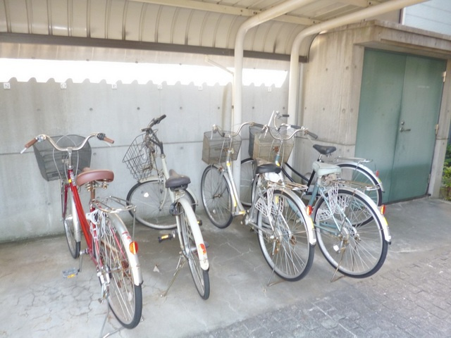 ＰＡＬＥＲＭＯ ＣＯＵＲＴのその他共用部分|自転車置き場。