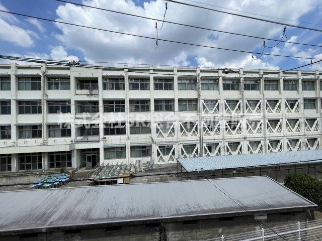 東上小阪中古戸建の展望|目の前には布施工科高等学校がみまえます！