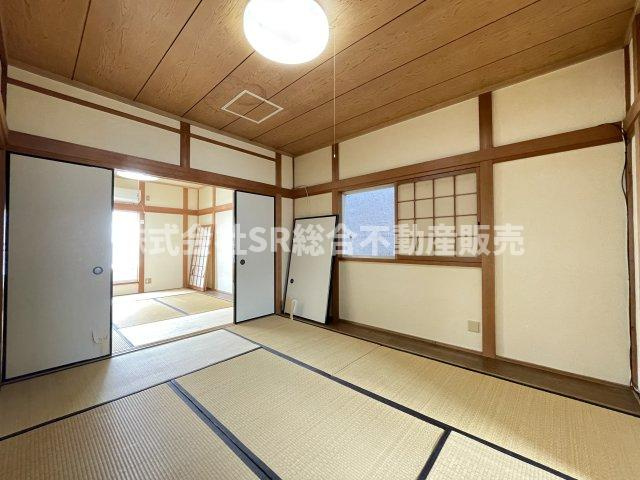 東上小阪中古戸建の寝室|畳の温かみを感じさせてくれる空間です！