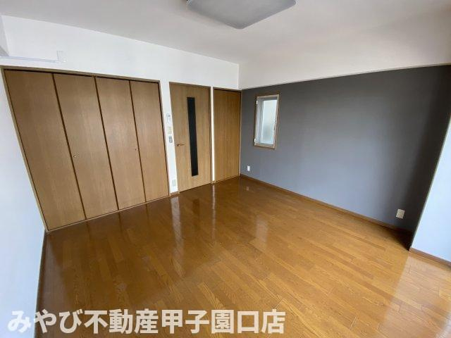 エストゥディオ甲子園口の居間・リビング