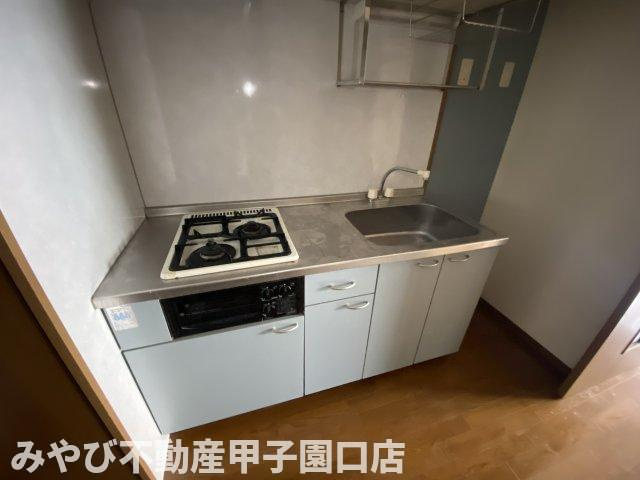 エストゥディオ甲子園口のキッチン