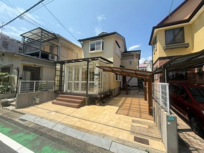 西蔵町　中古戸建の外観