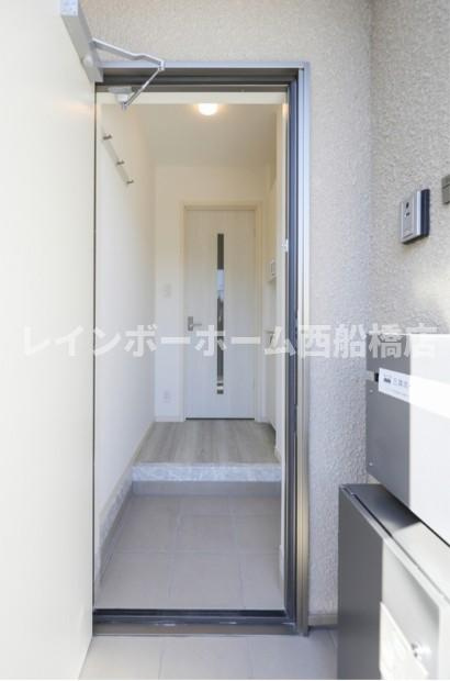 エテルナヤヨイの玄関