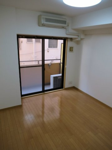 【居間・リビング】プレサンス神戸三宮 