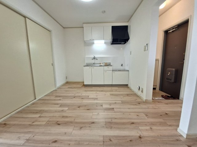 ロキシー奥住Aの洋室