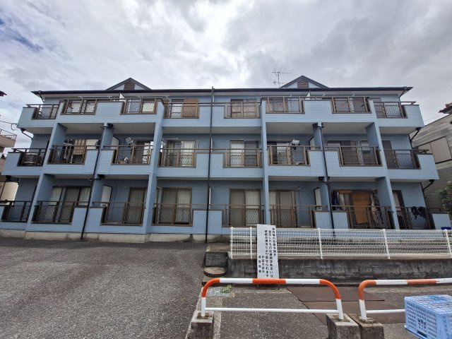 ロキシー奥住Aの外観