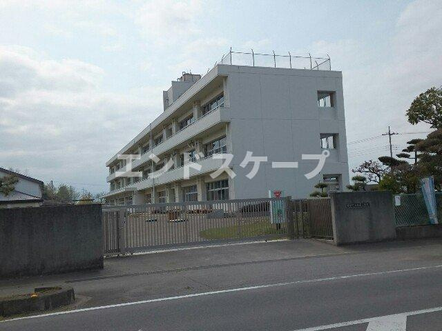 ルミエールⅡの周辺|町立新屋小学校まで350m
高崎、前橋のお部屋探しはエンドスケープまで！お客様の理想お聞かせ下さい♪