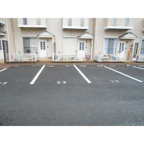 フォレストヒル勇 Bの駐車場|駐車場