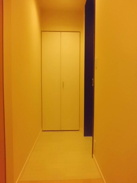 コージーコートの玄関