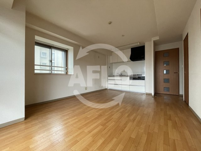 南海ハイライズフラット天下茶屋　橘小学校区の居間・リビング|南海ハイライズフラット天下茶屋　リビング