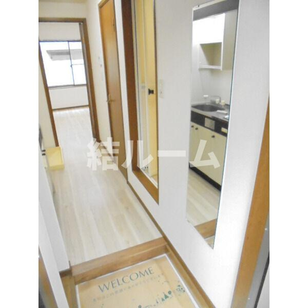 豊島区西巣鴨４丁目のアパートの玄関