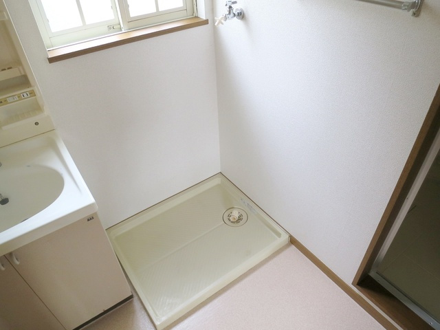 アヴニール・Ｋのその他|脱衣所に洗濯機が置けます(^^)