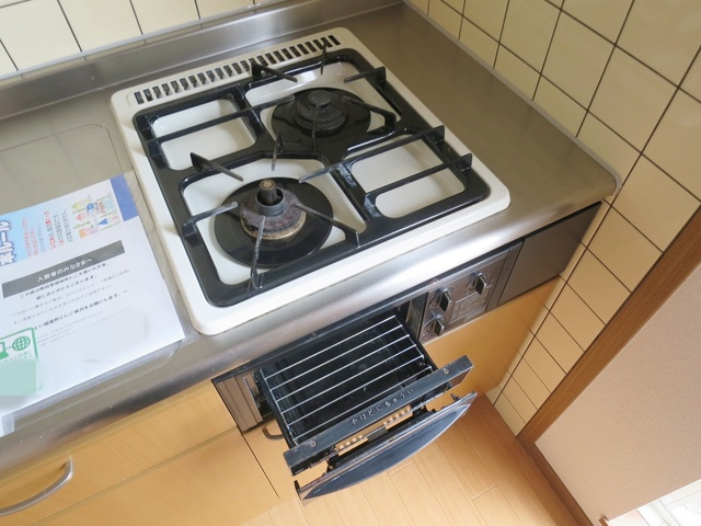 アヴニール・Ｋのキッチン|初期費用軽減♪二口ガスコンロ付き♪