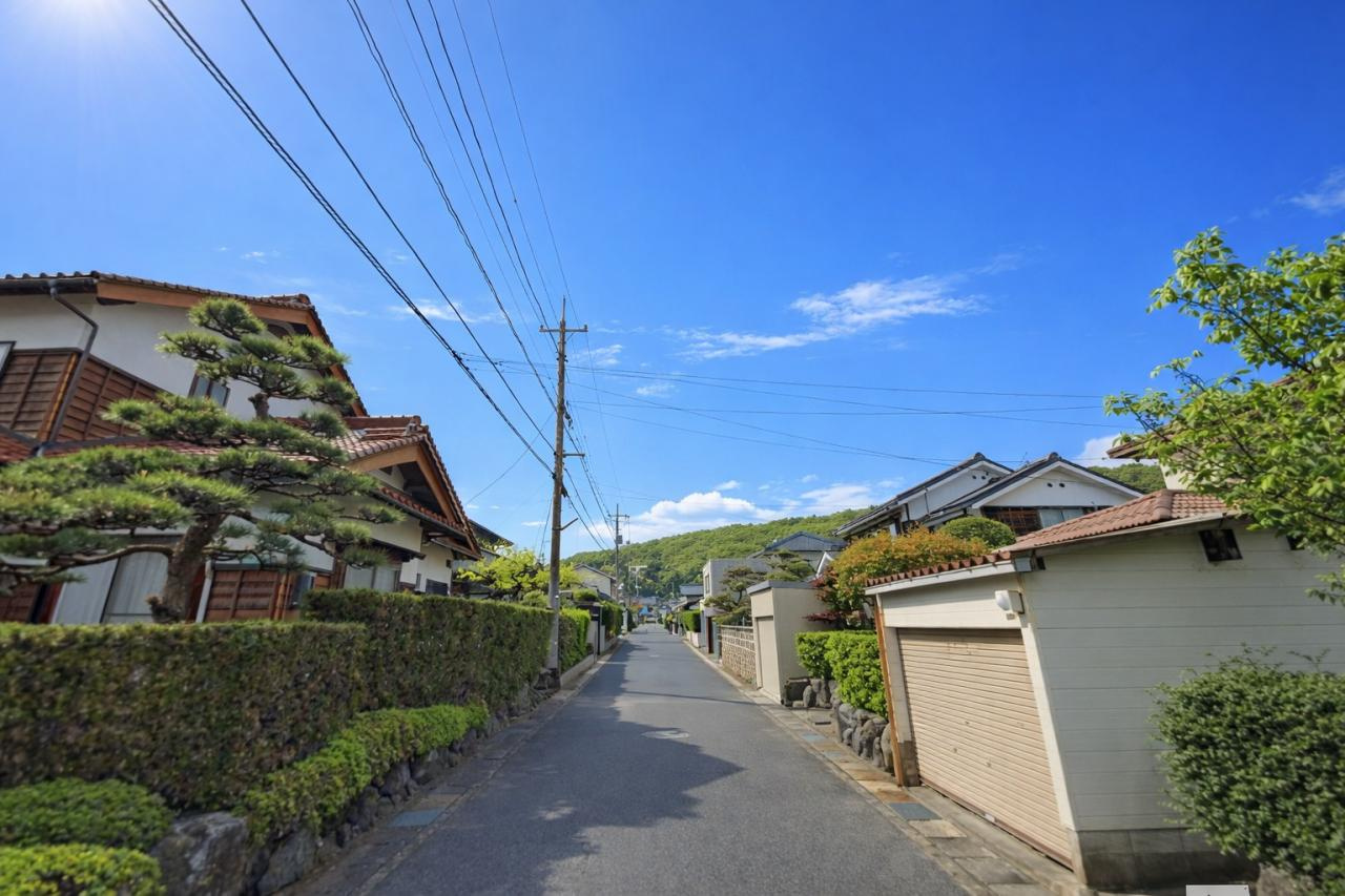 鳥取市浜坂東1丁目土地の前面道路含む現地写真