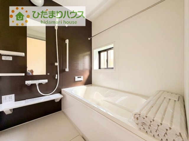 【浴室】 | つくばみらい市伊奈東41番　新築戸建　B号棟 | 半身浴もゆっくり楽しめる広々浴室(^^♪