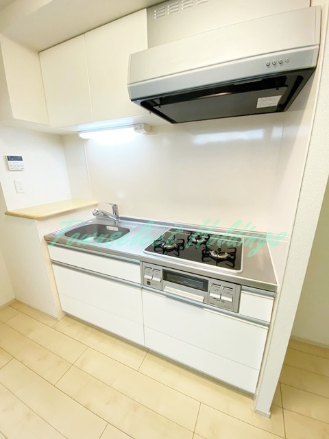 藤沢市石川１丁目の賃貸マンションのキッチン|広々としたキッチンです♪