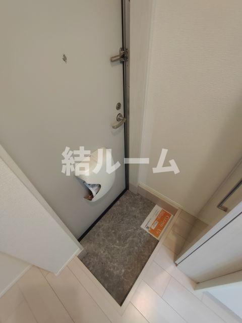 豊島区南大塚１丁目のアパートの玄関