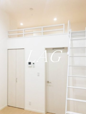 【居間・リビング】 | メルサンディ | 洋室のお部屋です。