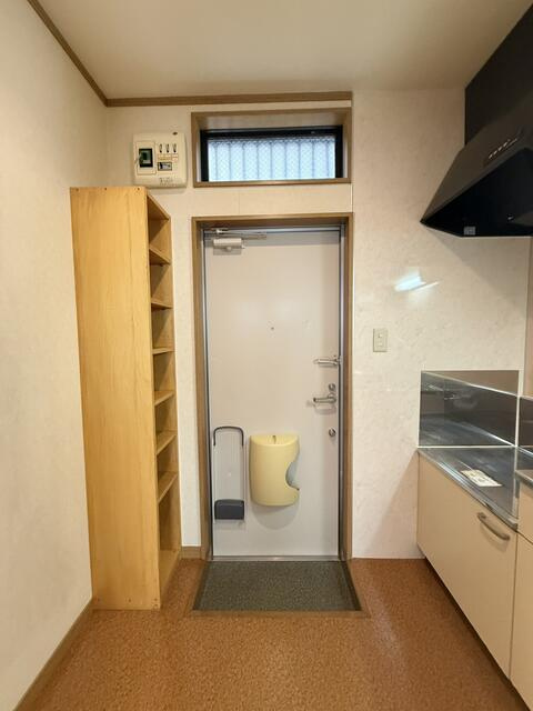 コーポハイブリッジの玄関