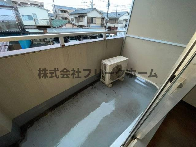 三鷹市上連雀３丁目の賃貸マンションのバルコニー
