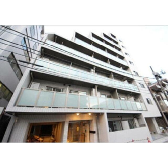 【外観】 | フェルクルールプレスト荻窪 | 鉄筋コンクリート造のがっちりとした建物。