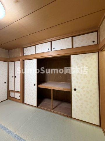 ベルヴィ本山中町の和室|畳の上でゆっくりとくつろげる和室です