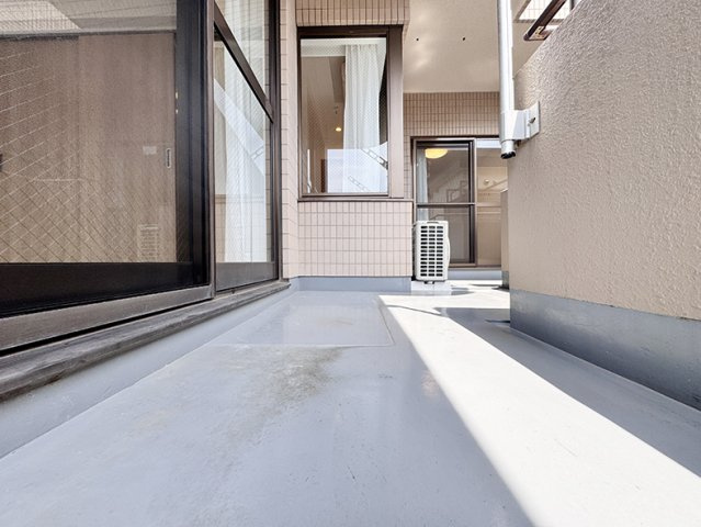 ハイシティ馬橋のバルコニー|ドキドキの新生活も、安心してスタート。ぴったりの住まいを見つけませんか？クランディアが一緒に住まい選びをサポートします‼　まずは、お気軽にお問合せください　＃クランディア