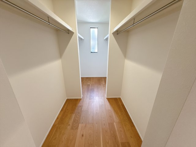 春日部市新宿新田　新築一戸建ての収納