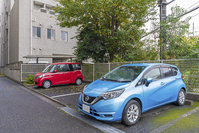 コーボック新小金井の駐車場