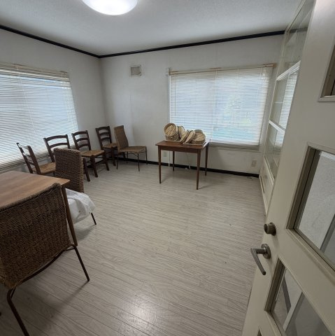 登別市中登別町133-27テナントのロビー