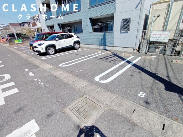 パームタウンイースト　　刈谷市近郊の賃貸はクラスホーム刈谷店の駐車場
