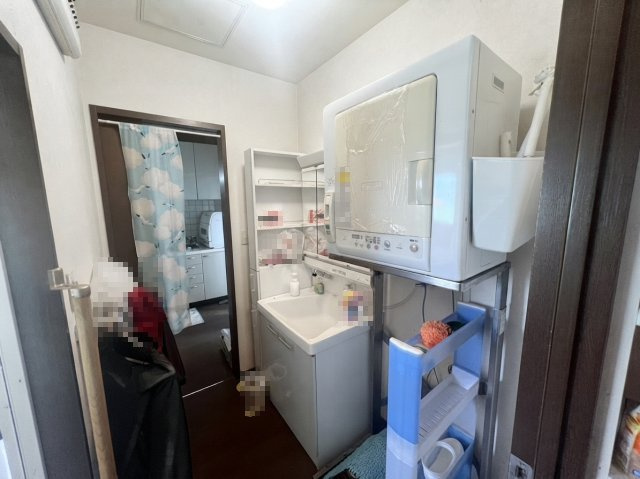 佐野市牧町｜積水ハウス施工の注文住宅　ゆとりある6LDK・自然を望む住環境の独立洗面台|独立洗面化粧台付き
