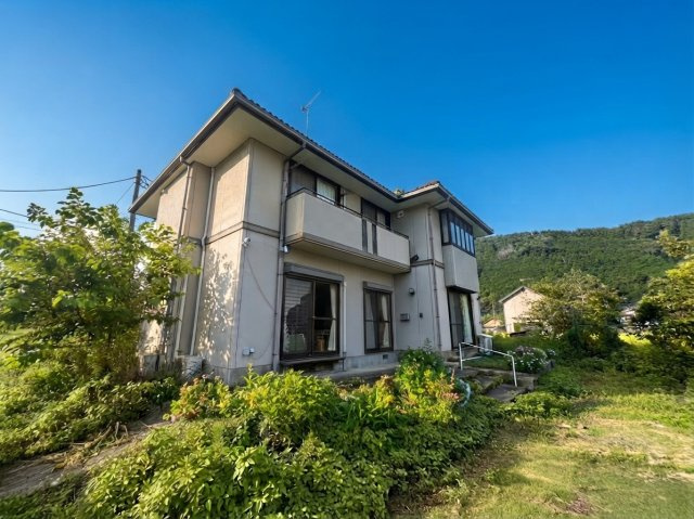 佐野市牧町｜積水ハウス施工の注文住宅　ゆとりある6LDK・自然を望む住環境の外観|落ち着いた雰囲気の外観です