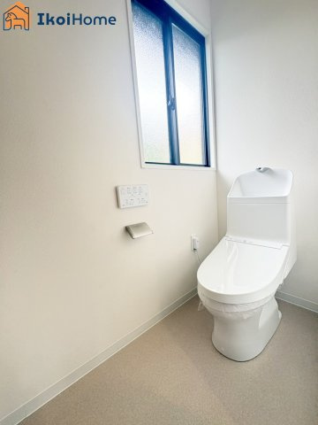 神戸市西区井吹台西町３丁中古戸建のトイレ|【ホームページに現地動画掲載中】●年中無休：当日予約可●トイレが2か所あるので夜中も安心です