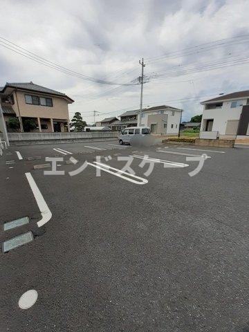 アンジュ・プレッソＡの駐車場|高崎、前橋のお部屋探しはエンドスケープまで！お客様の理想お聞かせ下さい♪