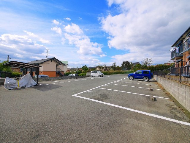 タモサーチBの駐車場|駐車場があります