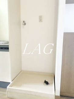【設備】 | ＭＡＩＳＯＮ　Ｔ’ｓ | 室内洗濯機置き場です。