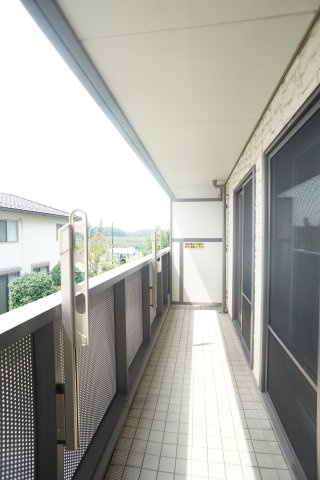 ヴィラージュ市川大町のバルコニー|※同間取・別部屋の写真です。
