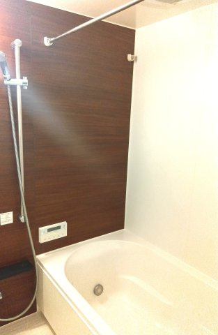 アルファステイツ東宿郷Ⅱの浴室|オートバス＋浴室暖房換気乾燥機＋24時間換気システム付き