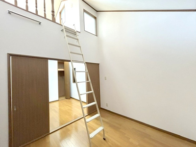【洋室】 | 枚方市野村元町 戸建